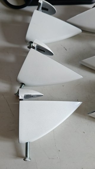 2 Soportes para Estanterías