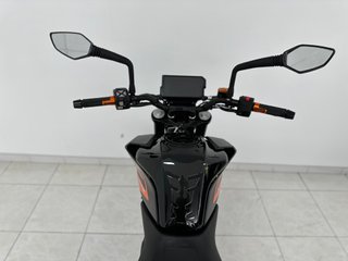 KTM DUKE 125