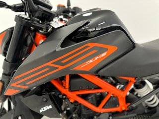 KTM DUKE 125