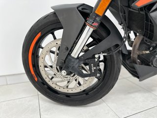 KTM DUKE 125