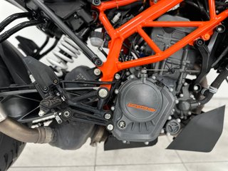 KTM DUKE 125