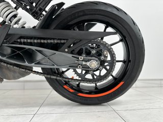 KTM DUKE 125