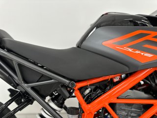 KTM DUKE 125