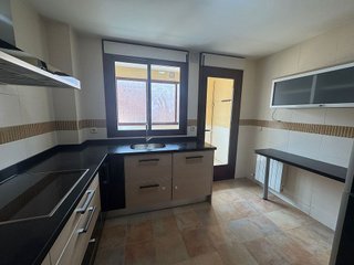 Piso en venta en Zona Ayuntamiento en Alhendín