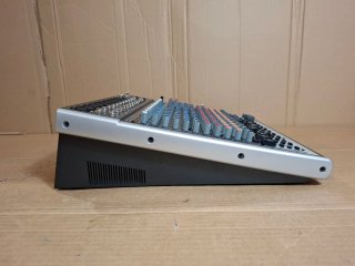 Mesa Mezclador Behringer XENYX X2442USB