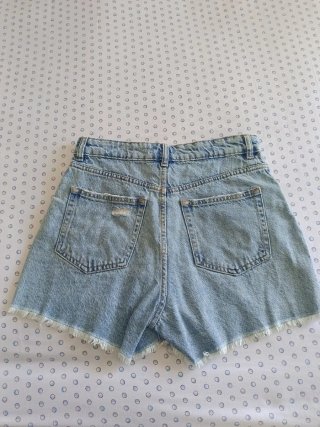 Shorts vaqueros desgastados