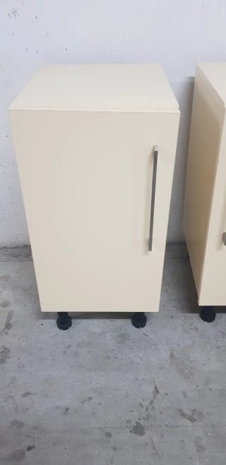 2 Módulos Cocina Beige con Patas Negras
