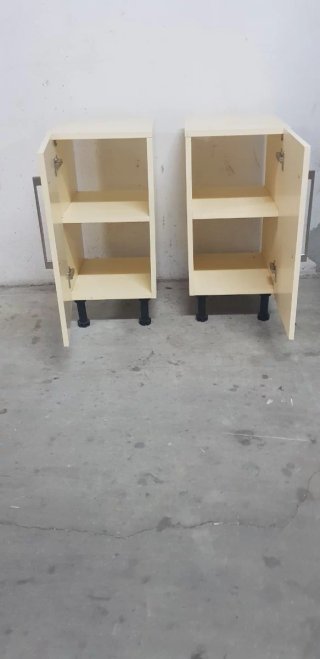 2 Módulos Cocina Beige con Patas Negras