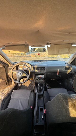 Volkswagen Golf 2002
