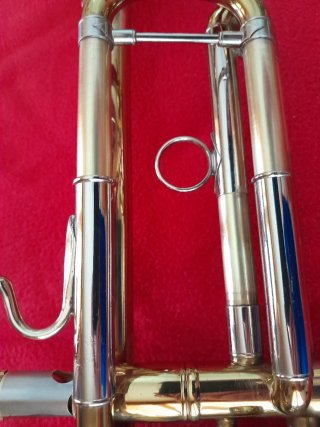 Trompeta Bach Stradivarius 239 Corporation Do