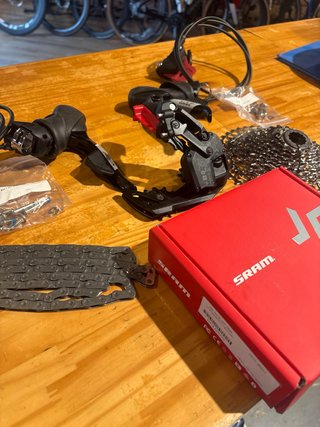 Grupo Sram Apex AXS