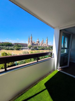 Piso en alquiler en Arrabal en Zaragoza