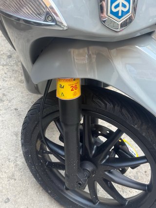 Piaggio Liberty 125 Gris Automática