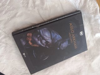 Asilo Arkham, año uno