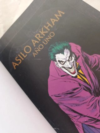 Asilo Arkham, año uno
