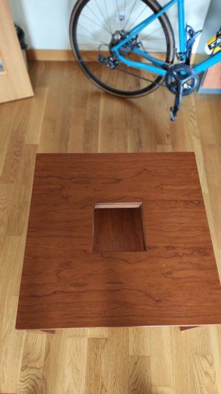 Mesa auxiliar madera cuadrada