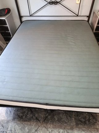 Colchón viscoelástico y somier 150 cm