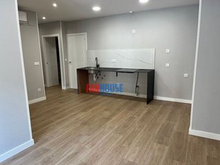 Piso en venta en Natahoyo en Gijón