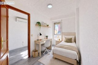 Piso en venta en L´Illa perduda en Valencia