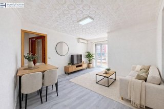 Piso en venta en L´Illa perduda en Valencia