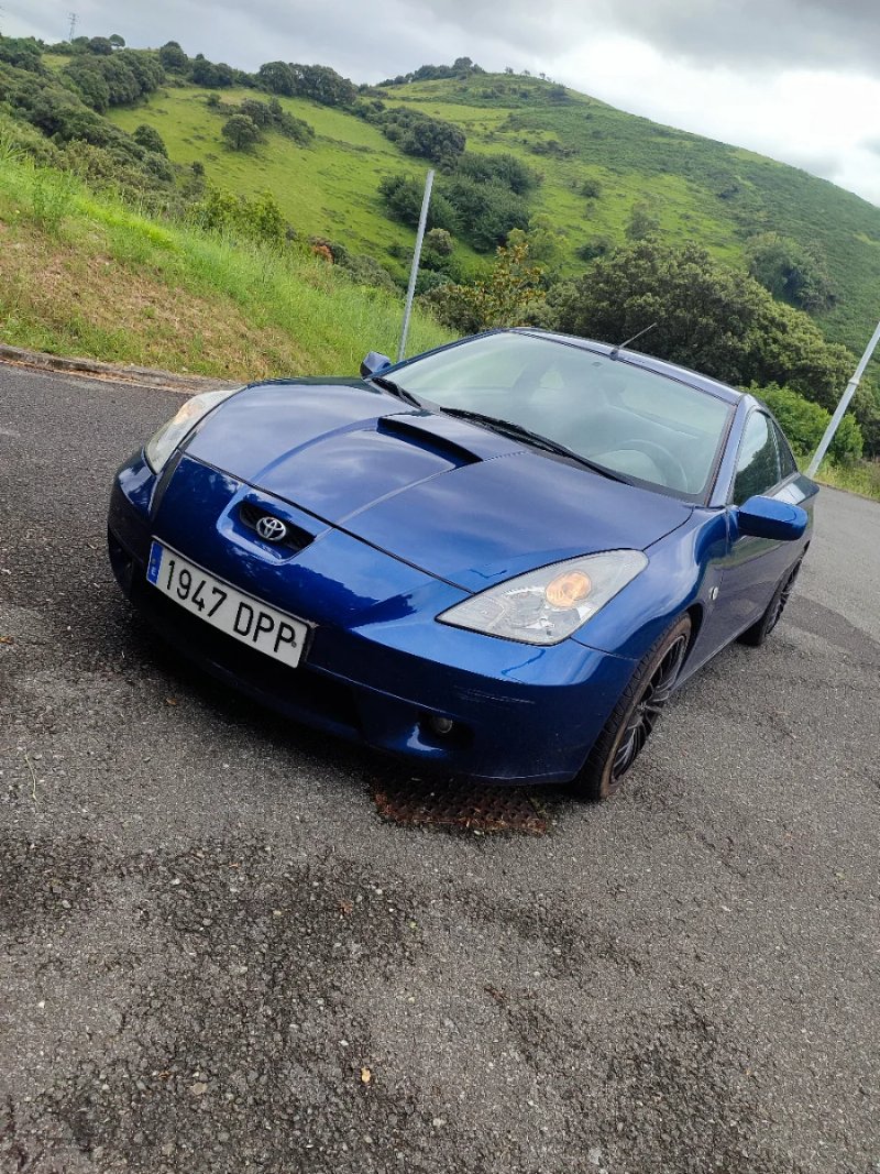 Toyota Celica 2003 - foto 1