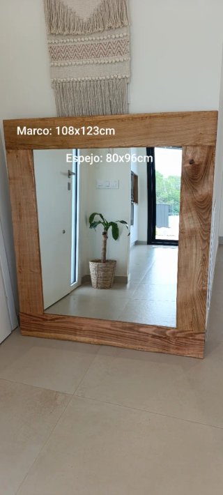 Espejo de madera natural