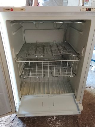 Congelador vertical Fagor