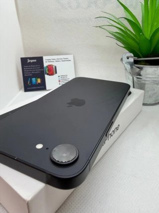 iPhone 16e 128GB Negro Seminuevo Batería 100%