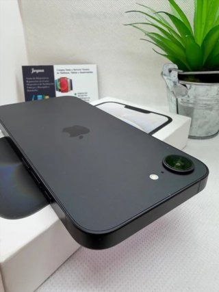 iPhone 16e 128GB Negro Seminuevo Batería 100%