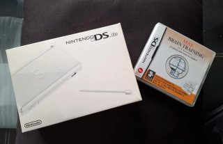 Nintendo DS Lite Blanca + Juego Brain Training