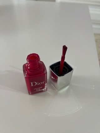 Pintauñas Dior 878 Victoire Rojo