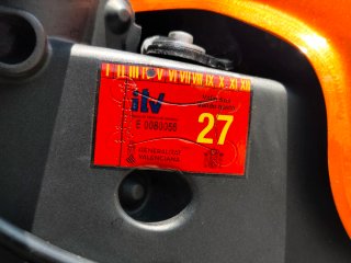 Yamaha FZ6N Naranja y Negra