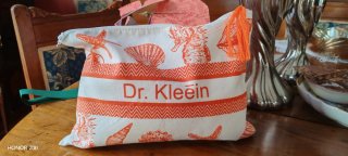 Pochette Dr. Klein con conchiglie