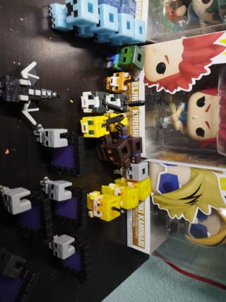 Figure Minecraft Kinder Joy