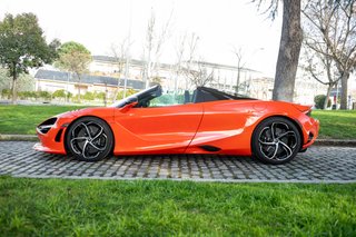 McLaren 750 SPIDER