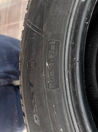 Neumáticos Dunlop 225/55/17 M+S Runflat