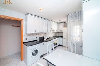 Piso en venta en Zarzaquemada en Leganés