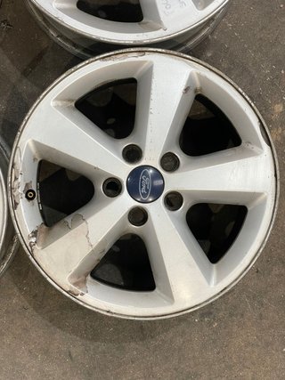 JUEGO DE LLANTAS PARA FORD FOCUS 16" 5X108 63,4MM