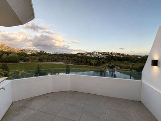 Casa adosada en venta en Torrequebrada en Benalmádena
