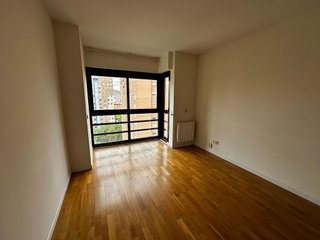 Piso en alquiler en Costillares en Madrid