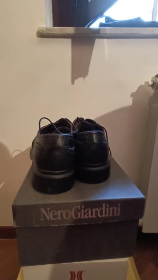 Scarpe uomo Nero Giardini nere eleganti
