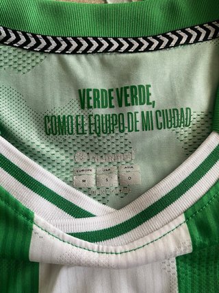 Camiseta Hummel Manga Larga Verde/Blanca