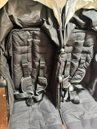 Cochecito doble Maclaren negro