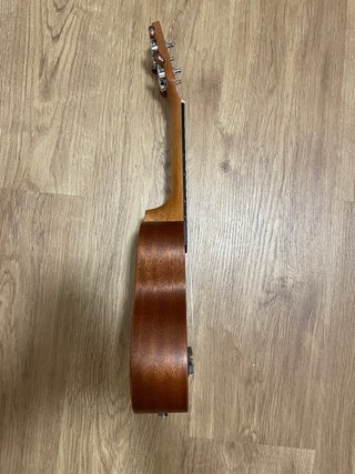 Ukulele Kmise KMU21S