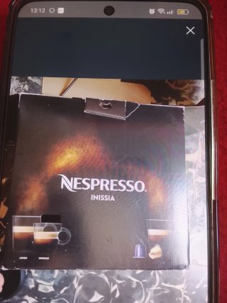 Cafetera Nespresso Inissia Roja