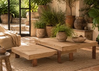 Mesa centro madera natural patas oxidadas