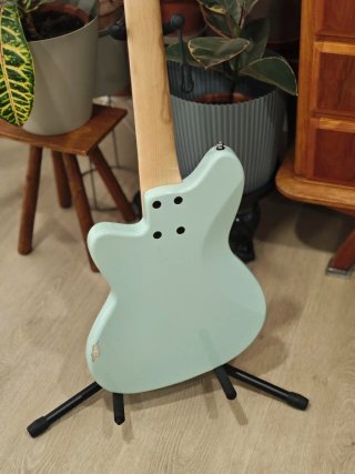 Bajo Ibanez Talman TMB105 5 Cuerdas + Funda
