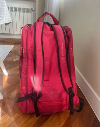 Paletero Bullpadel Rojo