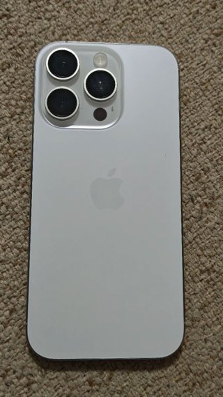 iPhone 16 Pro Apple