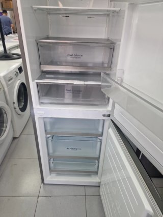Nevera LG 2m x 60cm , energética A+++